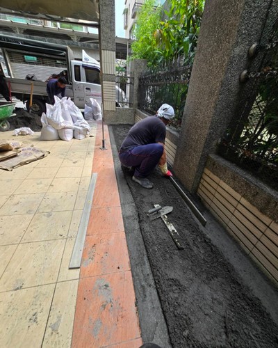 屏東市整地工程, 屏東市綁鋼筋, 屏東市貼地磚, 屏東市地坪灌漿, 屏東市抿石子, 屏東市地坪抿石, 屏東市混泥土灌漿