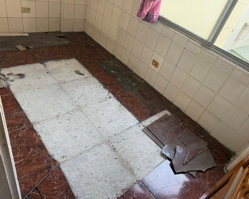 屏東整室地磚翻新, 屏東磁磚工程, 屏東貼壁地磚, 屏東貼磁磚, 屏東貼地磚, 屏東貼壁磚, 屏東磁磚修補, 屏東打除工程, 屏東貼地磚, 屏東地磚修改, 屏東地磚修補, 屏東磁磚修補